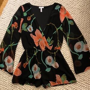 Leith Floral Black V-Neck Women's romper long sleeve size small S